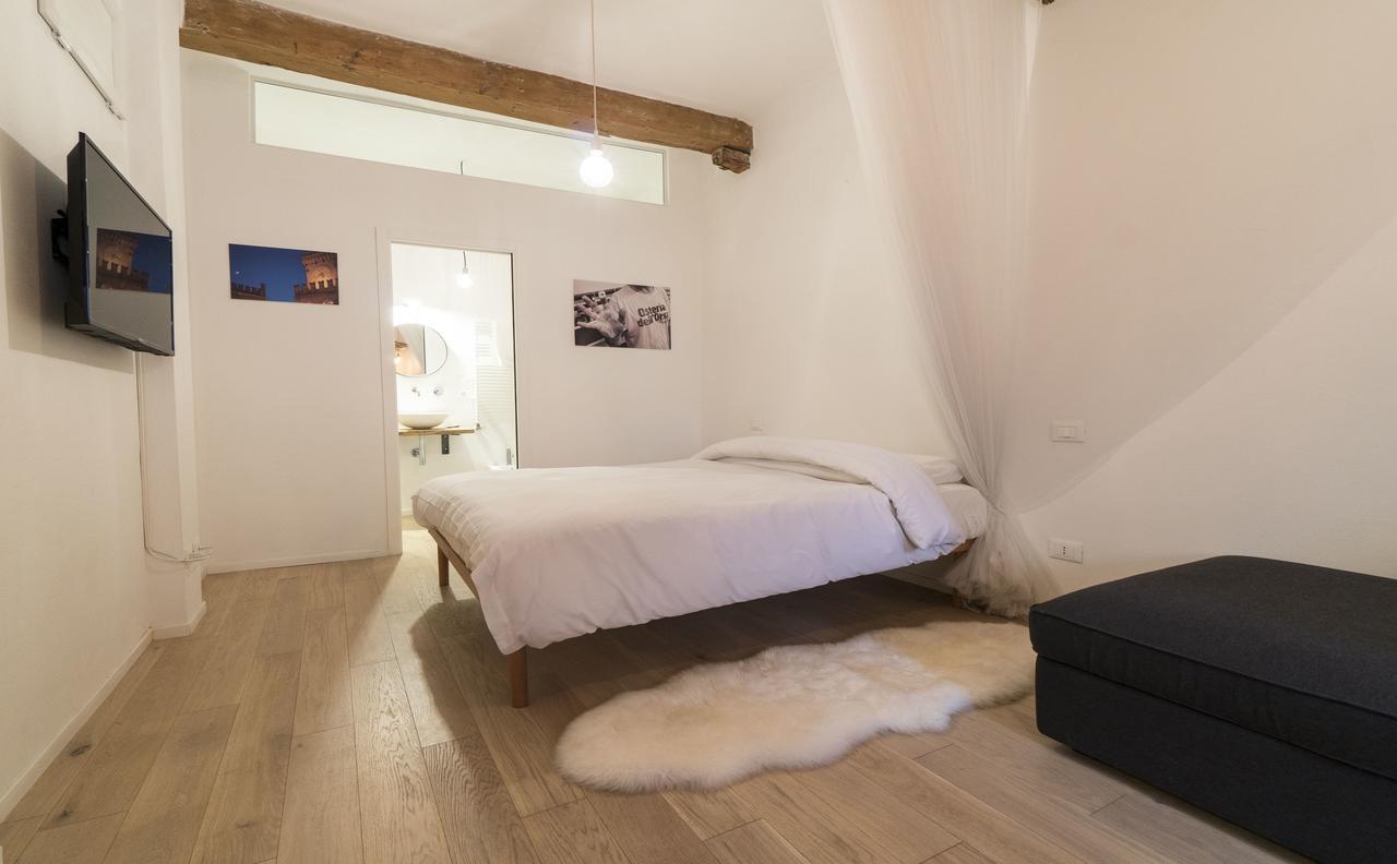 Lovely Studio D'Azeglio By Studio Vita Болонья Экстерьер фото